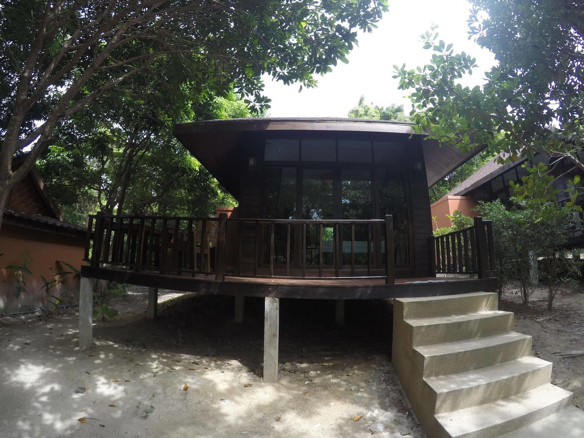 Lipe Sunset Beach Resort מראה חיצוני תמונה